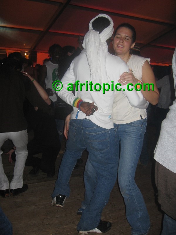 ../Images/afw2006c 657.jpg